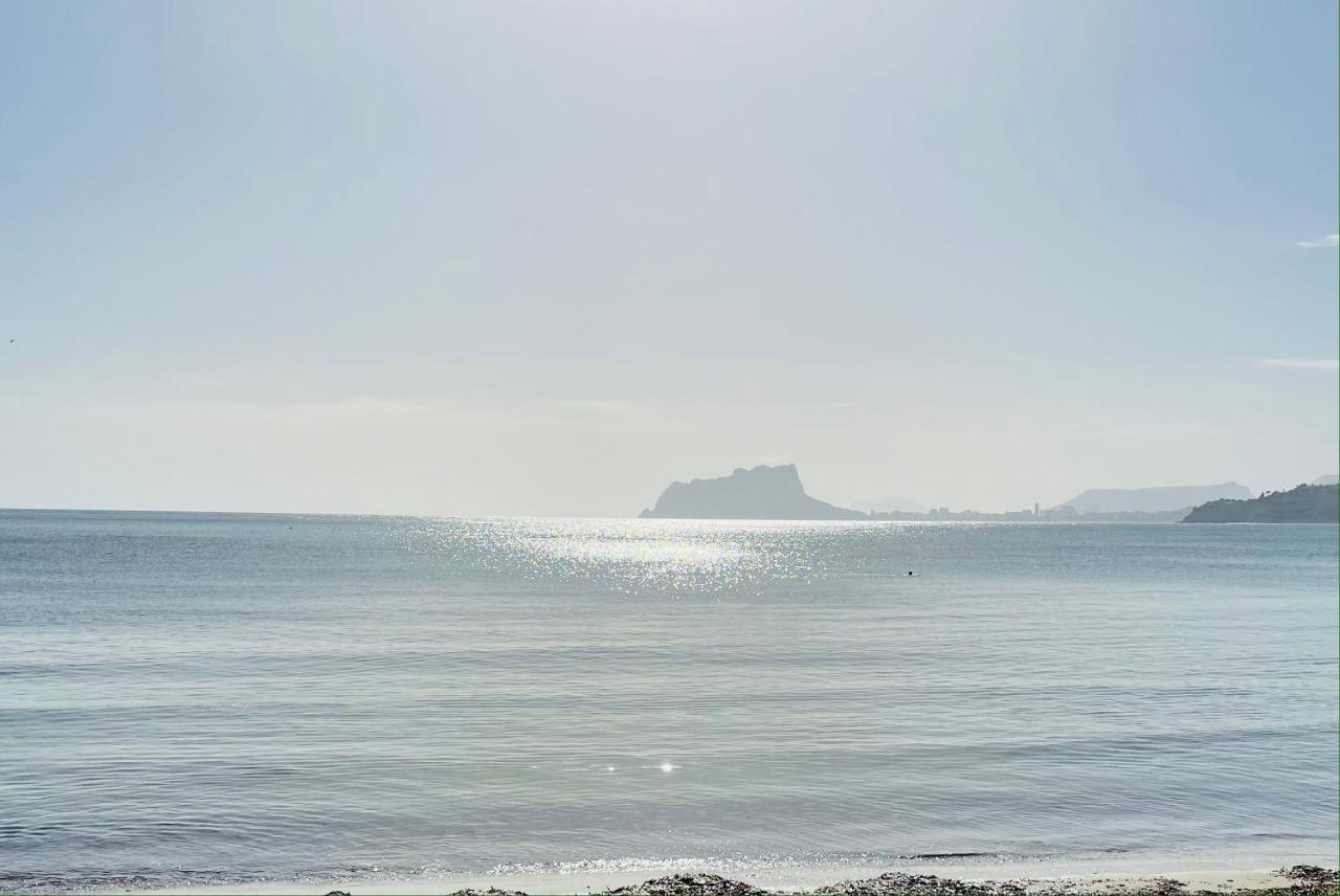 Апартаменты Tranquility, Sun, Breathtaking Views & 7 Minutes Drive To Sea Бенитачель Экстерьер фото