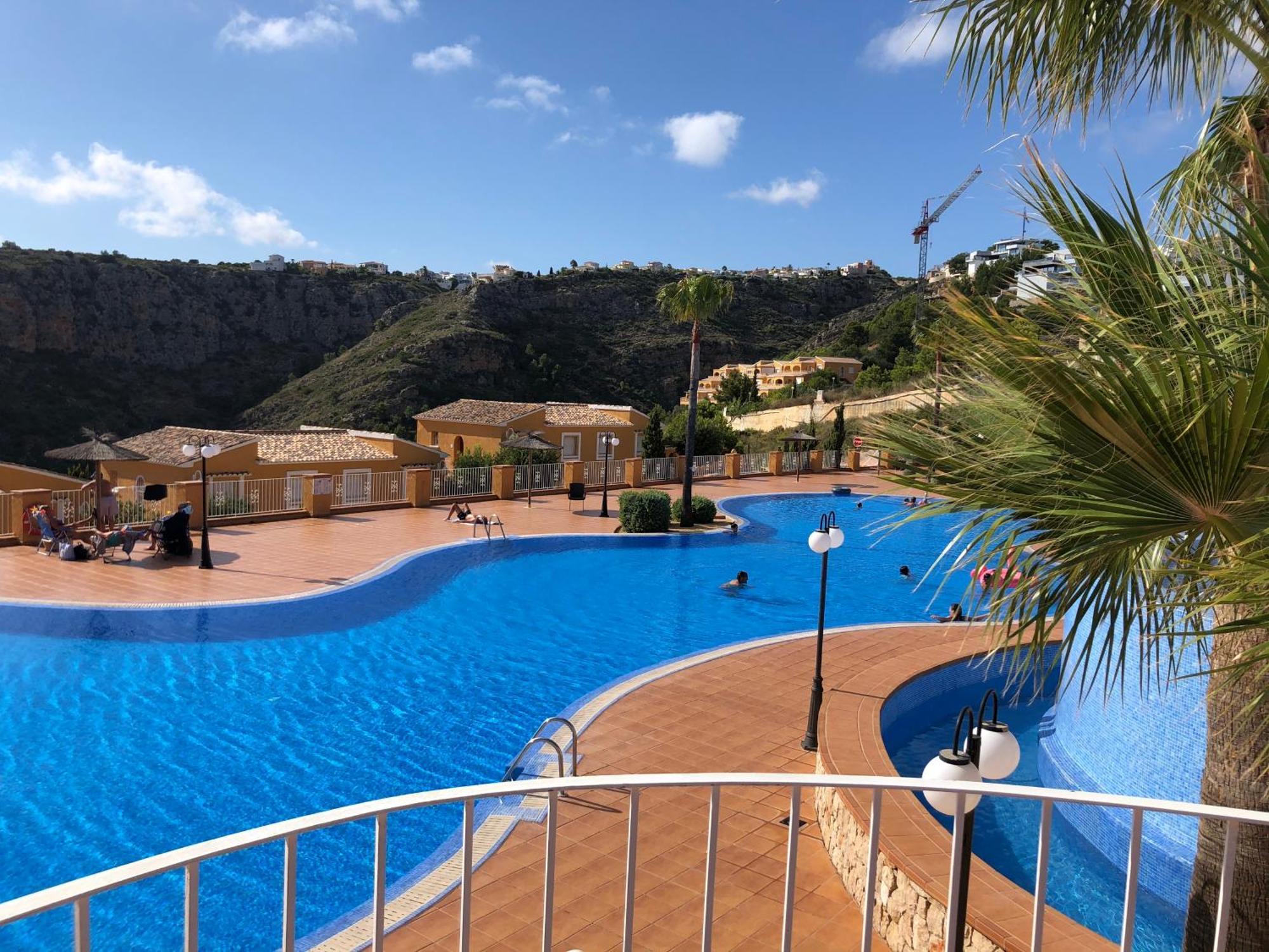 Апартаменты Tranquility, Sun, Breathtaking Views & 7 Minutes Drive To Sea Бенитачель Экстерьер фото